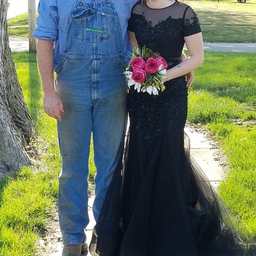 Black mermaid prom dress